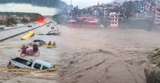বন্যায় বিপর্যস্ত যুক্তরাষ্ট্র, ভারত ও চীন; টেক্সাসে জরুরি অবস্থা